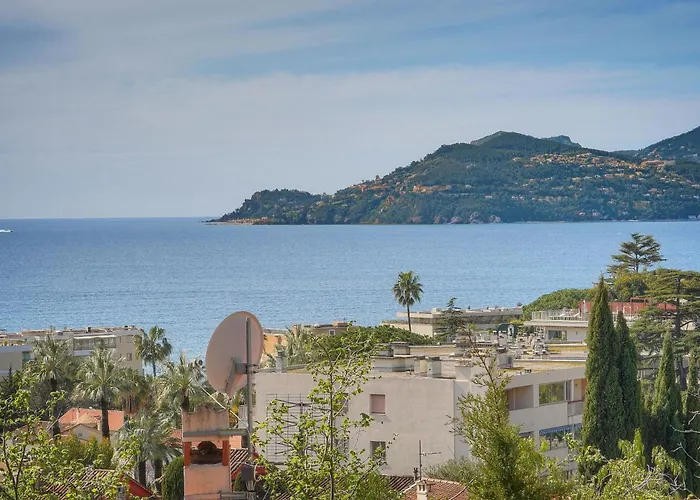 Somptueux 4 Pieces Vue Et Parking A3b132 كان